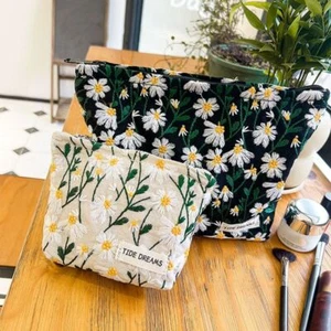 Floral Embroidered Cosmetic Bag Large Capacity Jacquard Storage Bag Toiletry - Picture 1 of 14