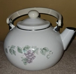 Vintage Pfaltzgraff Metal Enamel Porcelain Tea Kettle Grapevine Design - Picture 1 of 9