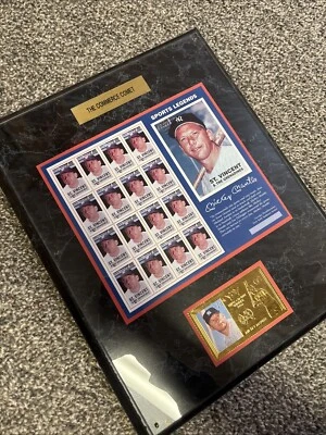 Mickey Mantle Commemorative Gold Stamp 1996 St Vincent The Grenadines COA 1640 - Image 1 of 4