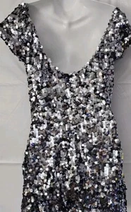 Mini Vestido Maggie Sottero Flirt 10 Lentejuelas Elastizado Vestido Mangas Cuello Redondo Hottie - Imagen 1 de 13