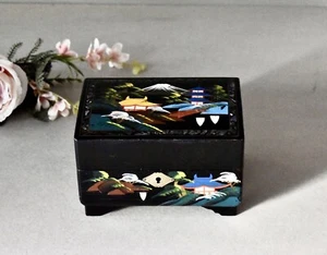 Vintage Wooden Japan Black Lacquer Jewelry Musical Mirror Jewelry Box - Picture 1 of 7