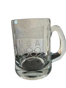 Taza de cerveza de vidrio grabado pesado Stein de los Juegos Olímpicos Budweiser 1984 - Imagen 1 de 3