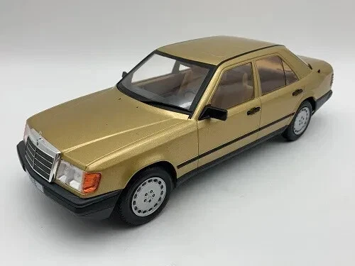 1/18 MERCEDES 260 E W124 1984 MODEL CAR MCG18098 - Immagine 1 di 1