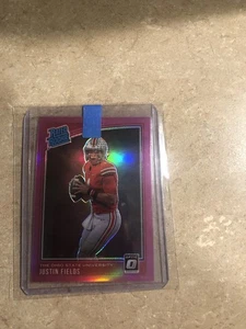 2021 Chronicles Donruss Optic Justin Fields RR RC Pink Refractor NO 202! - Bild 1 von 2