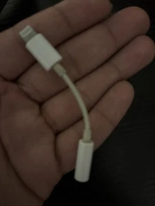 Adaptateur audio Apple MMX62AM/A 3,5 mm - Photo 1 sur 1