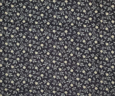 Tela Cranston Calico Floral Negro Gris Salvia 47 x 41 Foto 1 de 4