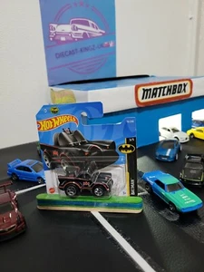 HOT WHEELS 2022 CLASSIC TV SERIES BATMOBILE *78/250 HW BATMAN *3/5 SHORT CARD. - Picture 1 of 2