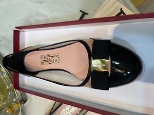 Salvatore Ferragamo Varina Net Patent Calf Leather Nude Fabric Ballet Flats 9 B - Bild 1 von 10