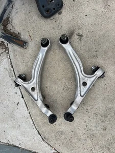 07 MAZDA RX8 FRONT LEFT AND RIGHT SIDE LOWER CONTROL ARMS AND HW OEM - Picture 1 of 10