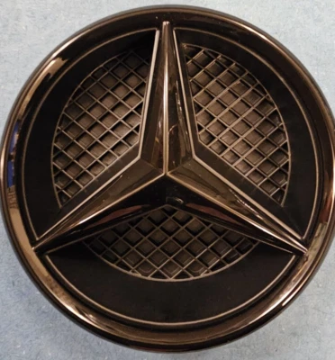1XNUEVO EMBLEMA DELANTERO MERCEDES NEGRO BRILLANTE PARRILLA CENTRO ESTRELLA A0008880060 A000817101 Foto 1 de 4