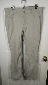 Lee Riders Woman 18P Brown Khaki Mid Rise 5 Pocket Pants Straight Leg - Picture 1 of 12