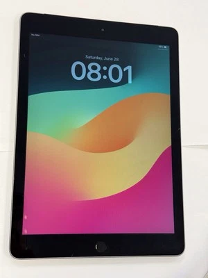 Apple iPad 6th Gen. 9.7 inch 32GB, Wi-Fi + 4G (Unlocked)- Space Grey READ DESCRI - Image 1 of 4