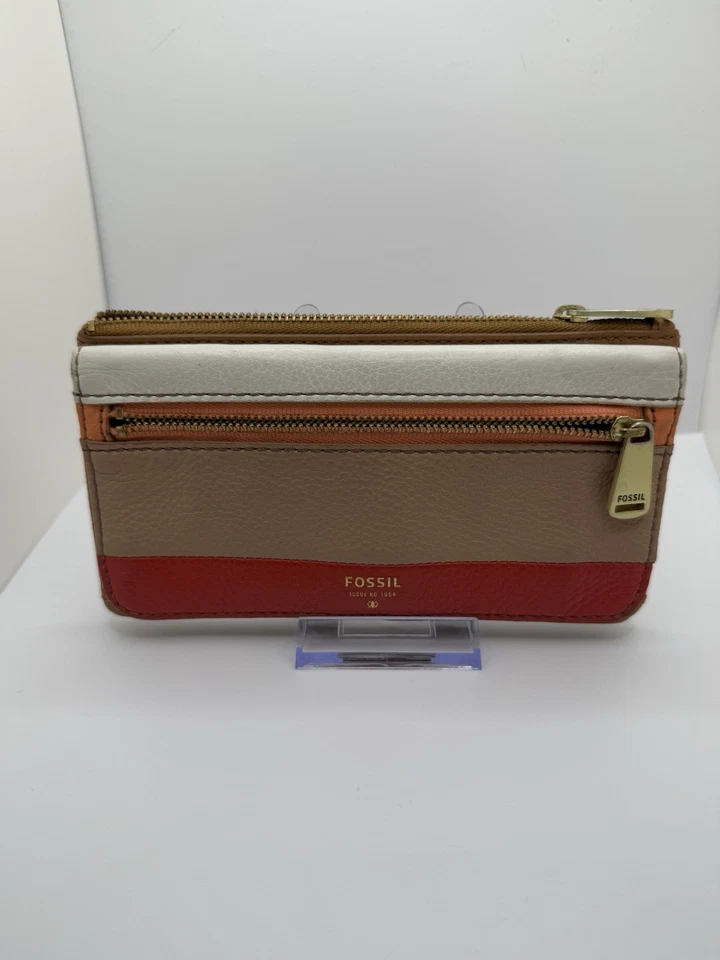 Cartera sin asas Fossil Preston de cuero con solapa bloques de colores roja: blanca/bronceada  Foto 1 de 4