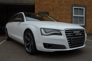 Audi A8 6.3 W12 ( 500ps ) LWB 5998cc Tiptronic 2011MY Quattro - Picture 1 of 12