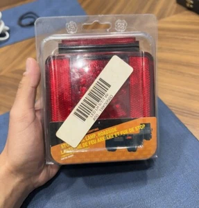 Truck Lite 5056D Signal Stat Stop Tail Lamp Light Roadside Assembly Red 12V NEW - Picture 1 of 3