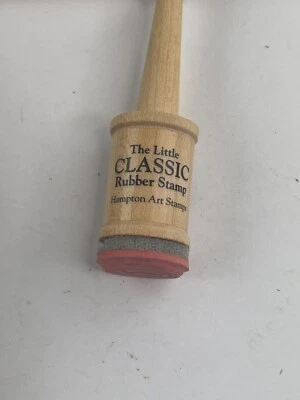 The Little Classic Wood Mounted Rubber Stamp - The Letter Q - Hampton Art Stamps - Изображение 1 из 4