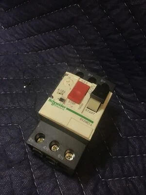 Schneider Electric GV2ME14 Motor Circuit Breaker 10 AMP 600 Volt 3P 3PH GV2 Used - Image 1 of 4