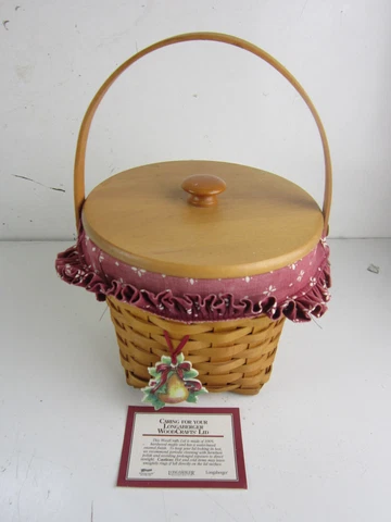 Longaberger Basket 2000 With Liner And Wooden Lid Cover