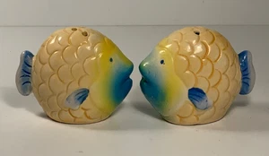 Kissing Fish Salt & Pepper Shakers - Picture 1 of 8