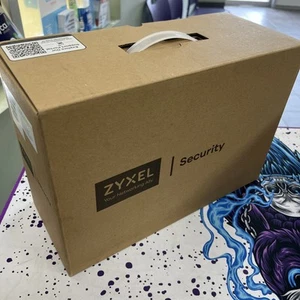 ZYXEL USG FLEX 500 Network Security/Firewall Appliance - Photo 1/3