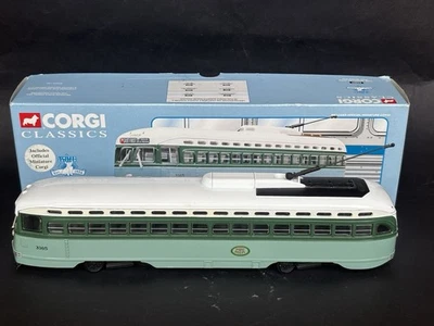 CORGI 1:50 55007 Los Angeles MTA PCC Street Car 3165 - Image 1 of 4
