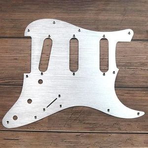 NEW PICKGUARD ANODIZED STRATOCASTER SSS alu brossé - silver - pour strat - Imagen 1 de 5