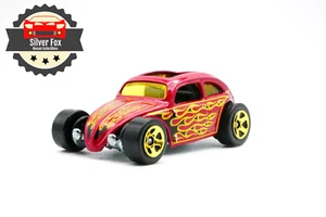 1960'S CUSTOM VOLKSWAGEN FLAMES 1:64 SCALE DIECAST DIORAMA COLLECTOR MODEL CAR - Picture 1 of 10