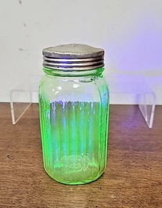 GRÜN VASELINE GLAS GERIPPT STRUMPFGLAS GEWÜRZDOSE - Bild 1 von 7