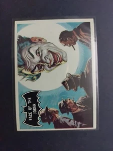 1966 Topps Batman Black Bat Face of The Joker #9 Rookie EX - Picture 1 of 2