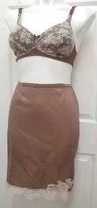 Vintage Vanity Fair Ivory Illusion Lace Mocha Brown Padded Bullet Bra 36B & Slip - Picture 1 of 12