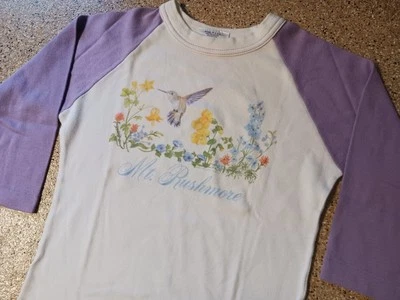 Camiseta pequeña vintage Mount Rushmore juvenil Dakota del Sur años 80 hecha en EE. UU. manga 3/4 Foto 1 de 4