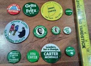 12 Stück Buttons Pins 1976 Präsident Jimmy Carter verschiedene Labor Indiana Moynihan  - Bild 1 von 4