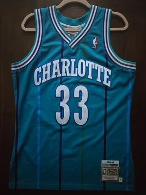 Mitchell And Ness Authentic 92-93 Alonzo Mourning Charlotte Hornets Sz 40 - Image 1 of 4