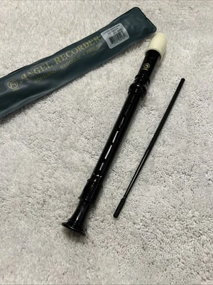 Soprano Recorder Flute Descant Instrument with Rod for Beginners Model 101 - Image 1 of 4