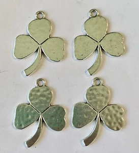 LOVELY LOT OF 4 IRISH SHAMROCK CHARMS! #15 - Picture 1 of 3