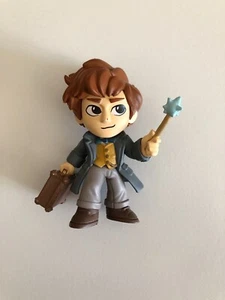 HARRY POTTER Funko Pop Mystery Minis Newt Scamander Animali Fantastici Figure - Foto 1 di 2