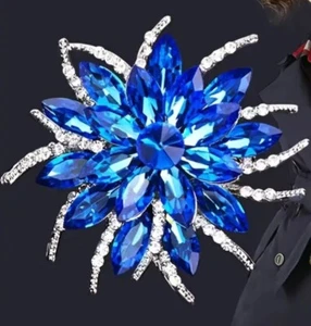 Beautiful Crystal Flower Brooch For Shawl Coat Pin We Combine Fast Shipping - Picture 1 of 8