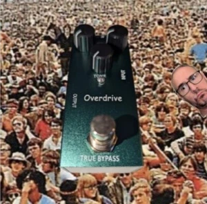 Pedal bajo para guitarra Overdrive Mini efectos vintage nuevo LoFi - ¡Rock On! Bad-Ass! - Imagen 1 de 12