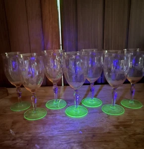 Vintage Tiffin Watermelon Wine Glass Optic Etched Depression Glass Uranium Glows - Picture 1 of 14
