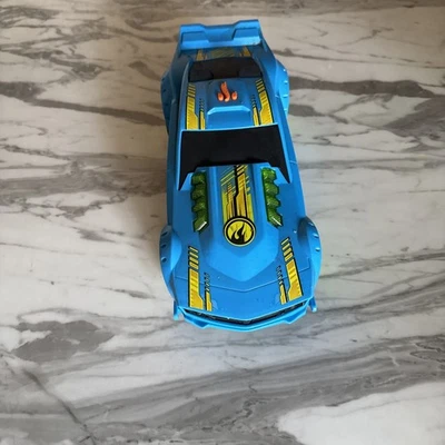 Coche deportivo de juguete Hot Wheels Mattel 2015 luces musicales y sonidos azul  Foto 1 de 4