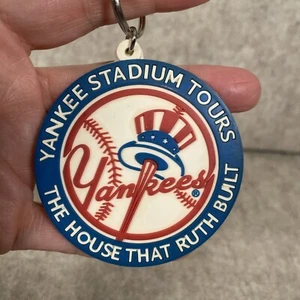 VTG NY YANKEE STADIUM TOURS THE HOUSE THAT RUTH BUILT KEY CHAIN Bag Tag - Picture 1 of 4
