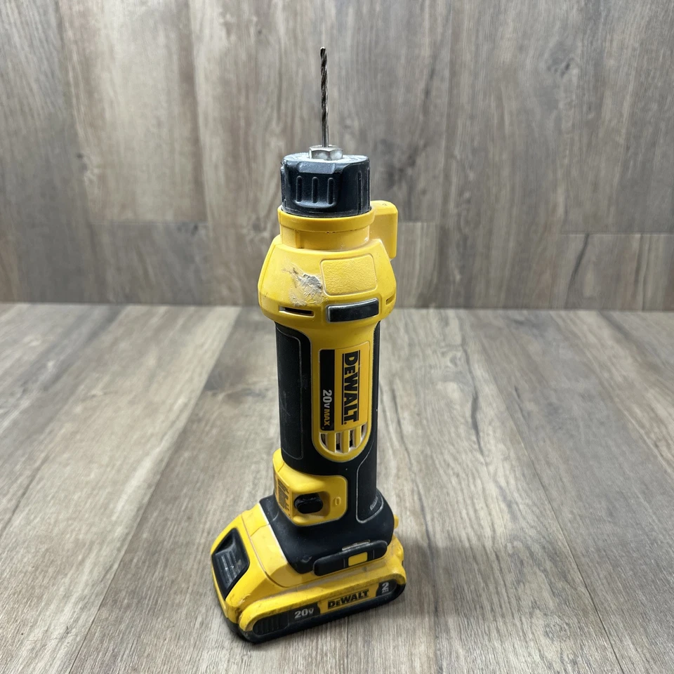 DEWALT DCS551 20-Volt MAX Lithium-Ion Cordless Drywall Cut-Out Tool - Image 1 of 4