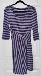 Athleta lila gestreiftes 3/4 Ärmel Pracht Lotus Wickel Jersey Kleid Medium - Bild 1 von 3