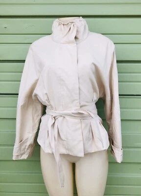 Nova Jaqueta ZARA Feminina Bege Claro Botão Manga Longa com Cinto TAMANHO XS #753 - Imagem 1 de 4