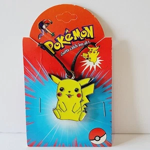 Nintendo POKEMON Pikachu 1999 Metal Colgante Collar Starline De Colección Nuevo Nuevo de Lote Antiguo - Imagen 1 de 7