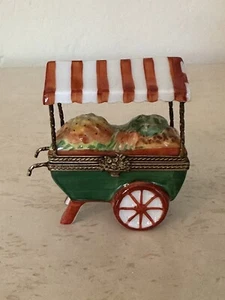 LIMOGES FRANCE BOX ~ MARQUE DEPOSEE ~ FLOWER CART & STRIPED AWNING ~ PEINT MAIN - Picture 1 of 10