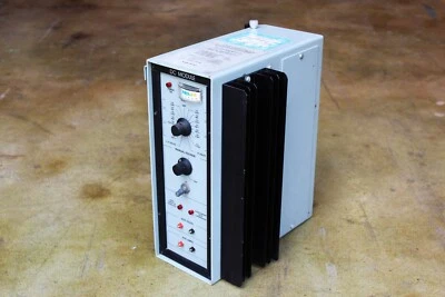 CONTROLES BURTON - MÓDULO DE CONTROL DC - EL22-2400-21 REV. C - USADO (S/N # 7531) Foto 1 de 4