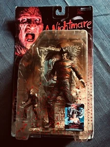 Mc FARLANE TOYS MOVIE MANIACS A NIGHTMARE ON ELM STREET FREDDY NEUF BLISTER - Picture 1 of 2