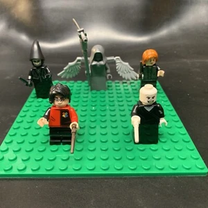 Lego HARRY POTTER THE RISE OF VOLDEMONT SET 75965 With Mini Figures - Picture 1 of 4