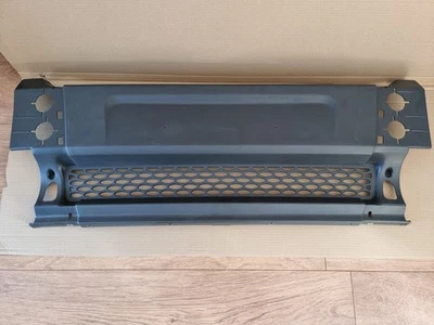 New Ford Transit Mk6 00-06 Front Bumper Centre Plastic | YC1517D957AW - Image 1 of 4